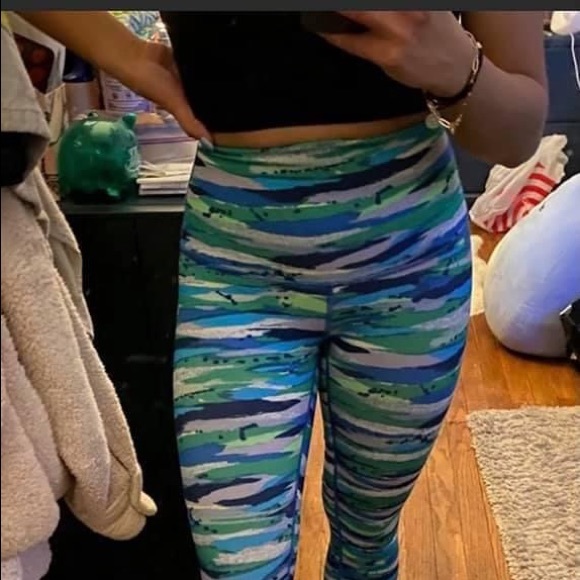 Lululemon Leggings - Picture 6 of 6
